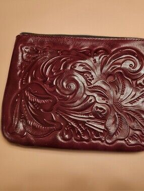 Patricia Nash Leathet Interior Zip Wallet in Cognac Brown
